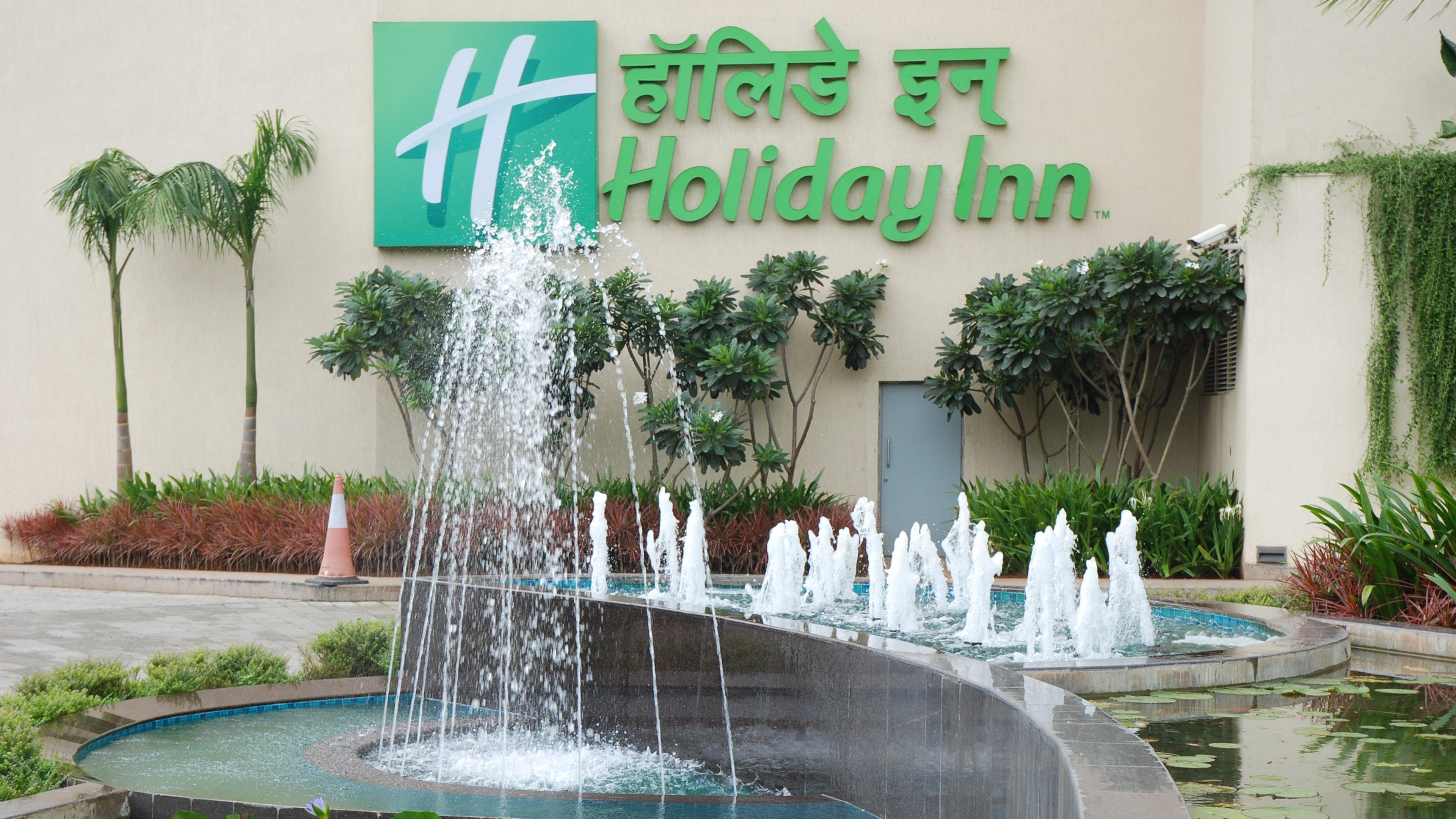 ホリデイ イン ムンバイ インターナショナル エアポート エクステリア 写真 Holiday Inn New Delhi