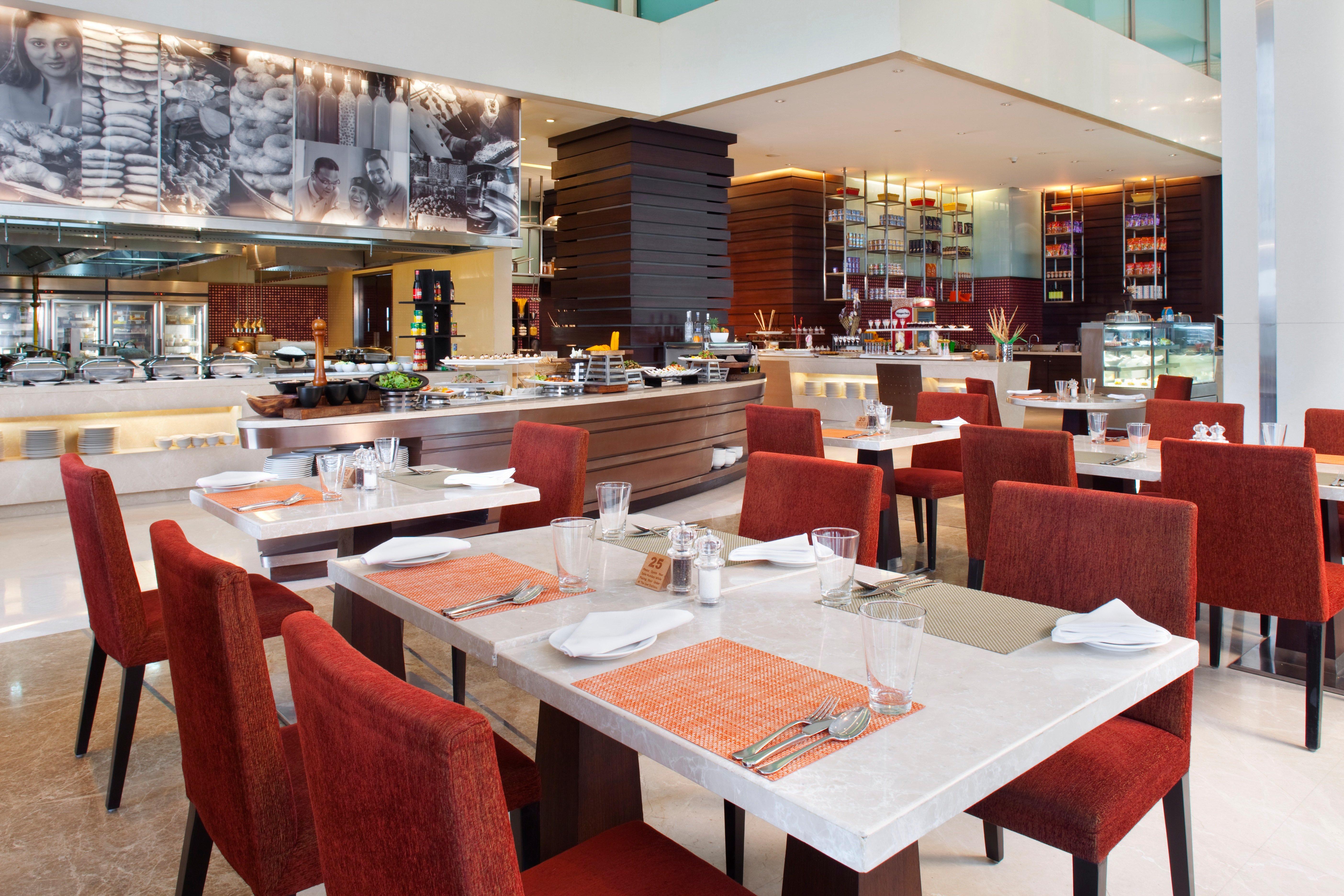 ホリデイ イン ムンバイ インターナショナル エアポート エクステリア 写真 The restaurant